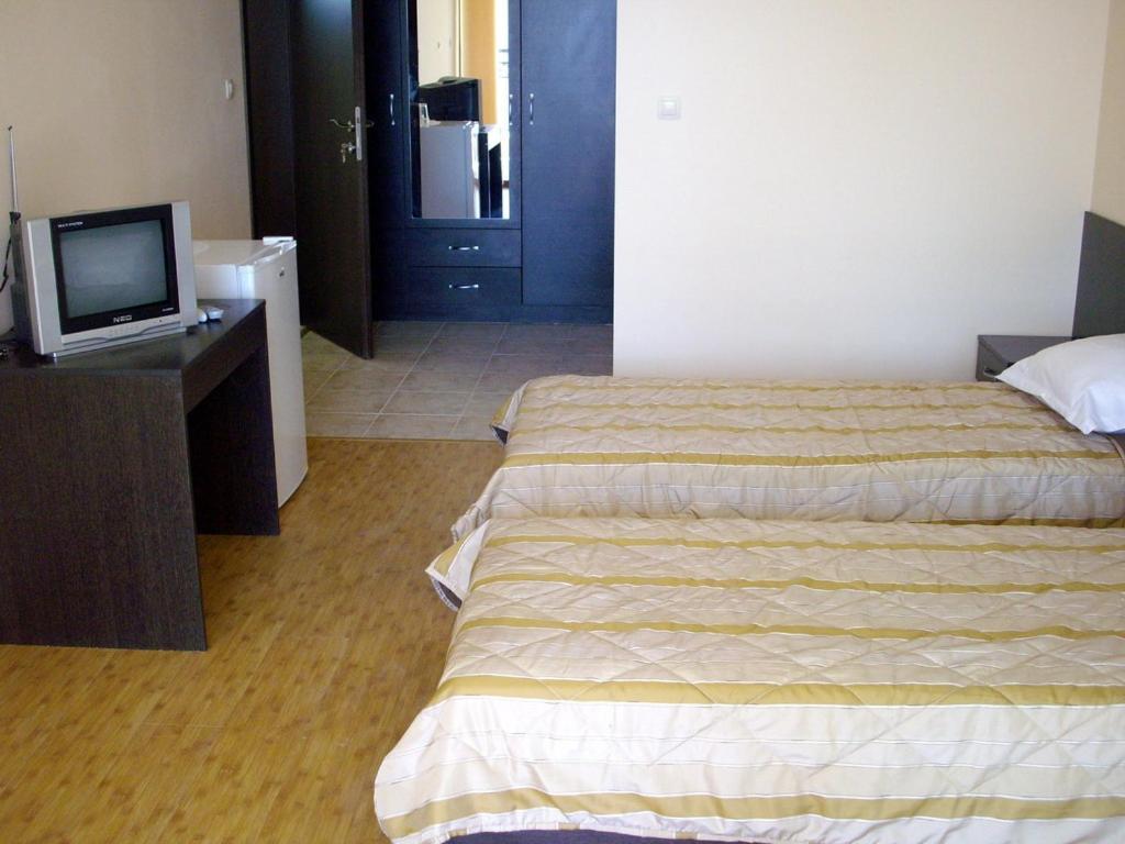 Serenity Hotel Sveti Vlas Bagian luar foto