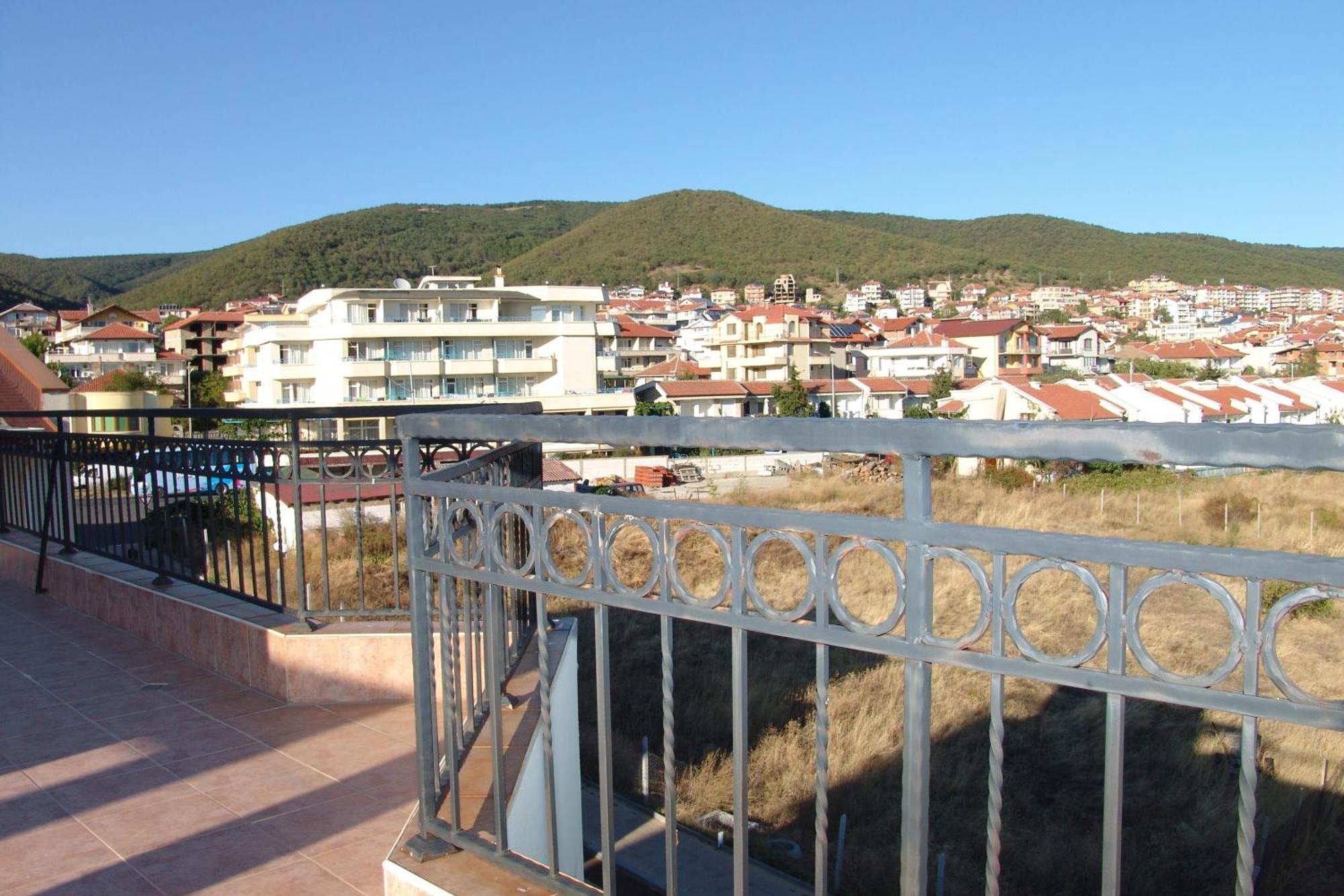 Serenity Hotel Sveti Vlas Bagian luar foto