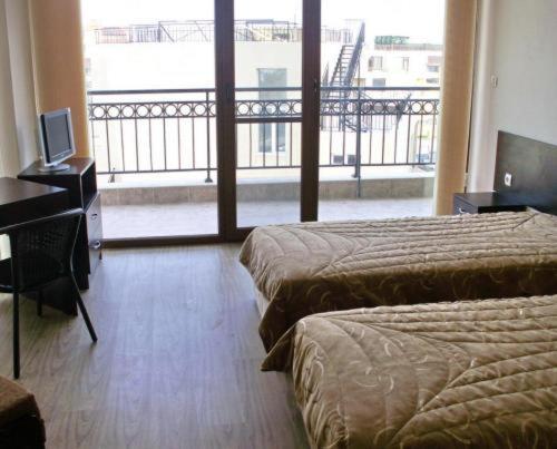 Serenity Hotel Sveti Vlas Bagian luar foto